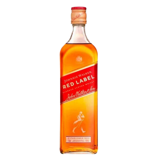 Botella clásica de Johnnie Walker Red Label de 750 ml con su icónica etiqueta roja inclinada y la figura del caminante "Striding Man" en dorado.